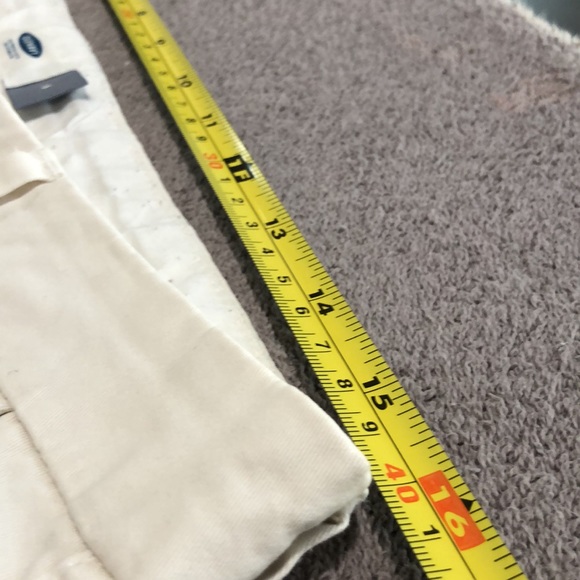 OLD NAVY 3’ WHITE SHORTS WITH POCKETS SIXE 6 - Picture 6 of 7